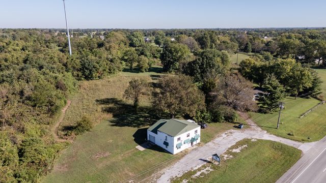 5189 W Sunshine Street, Brookline, MO 65619