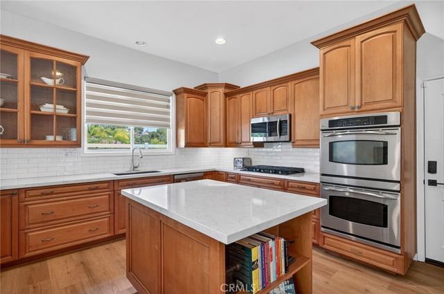 31091 Kahwea Road, Temecula, CA 92591