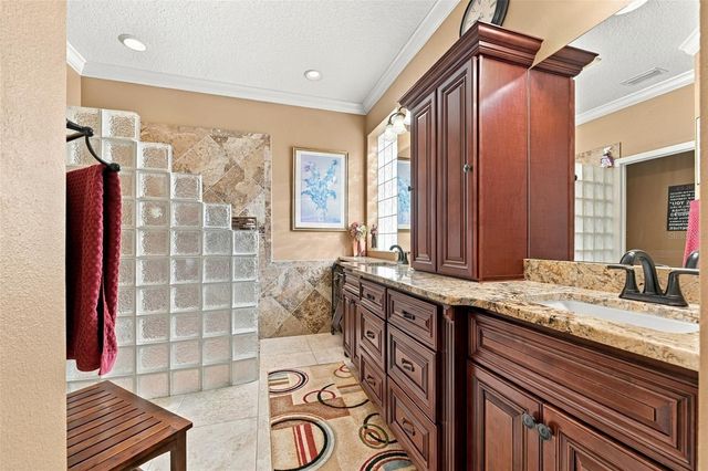 1106 EMERALD DUNES DRIVE, Sun City Center, FL 33573