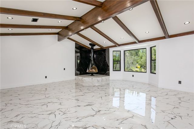 17030 Countess, Encino, CA 91436