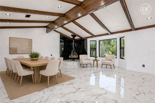 17030 Countess, Encino, CA 91436