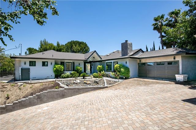 17030 Countess, Encino, CA 91436