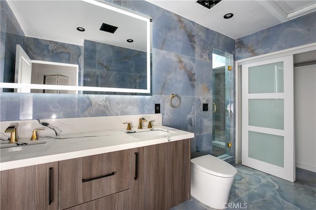 17030 Countess, Encino, CA 91436