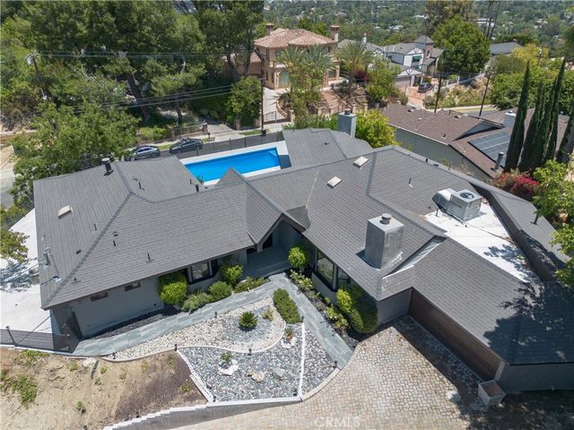 17030 Countess, Encino, CA 91436