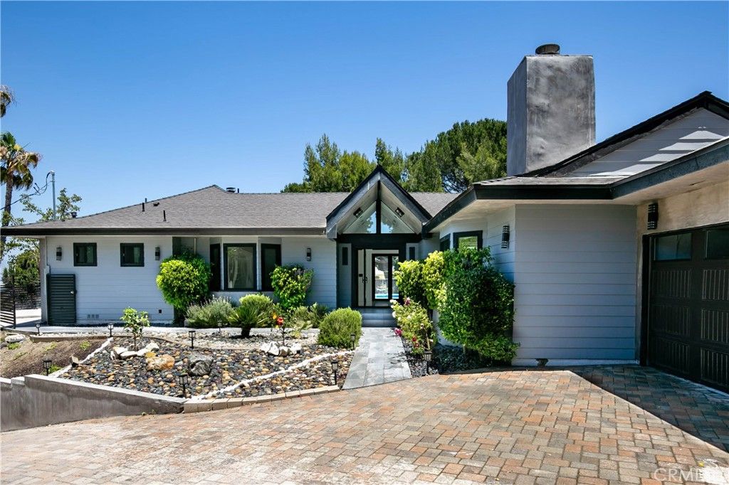 17030 Countess, Encino, CA 91436 — photo 2