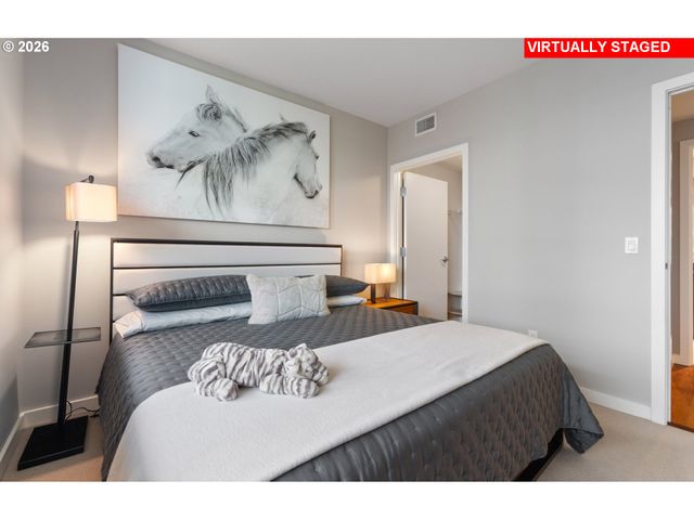 1920 S RIVER Dr 1007, Portland, OR 97201