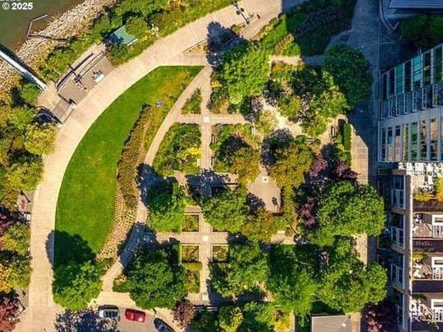 1920 S RIVER Dr 1007, Portland, OR 97201