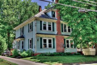 12 S Lincoln Street, Keene, NH 03431