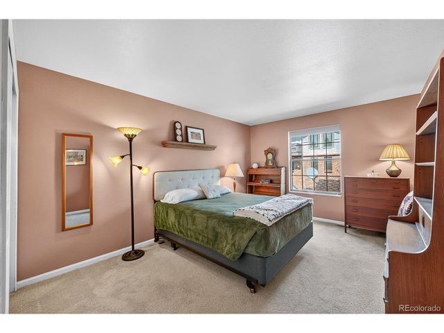 6489 S Dayton St, Englewood, CO 80111