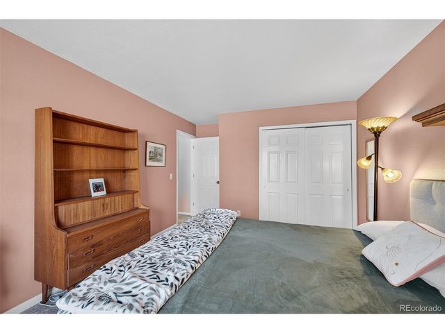 6489 S Dayton St, Englewood, CO 80111