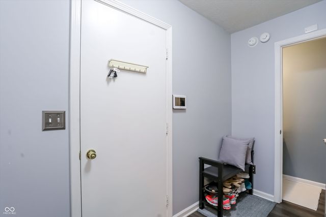 5756 Carrousel Drive, Indianapolis, IN 46254