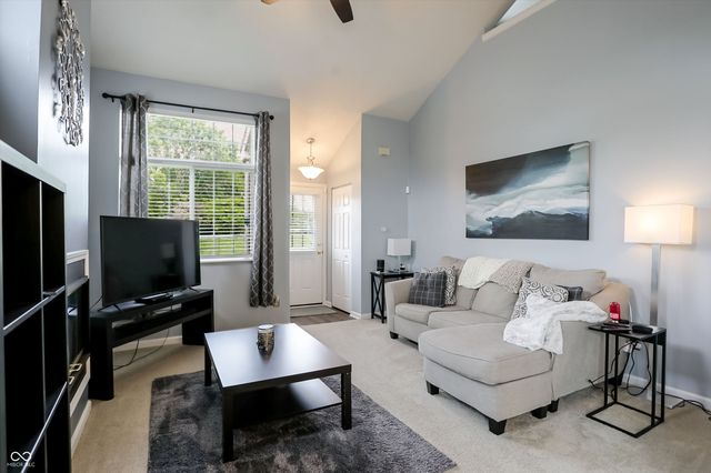 5756 Carrousel Drive, Indianapolis, IN 46254