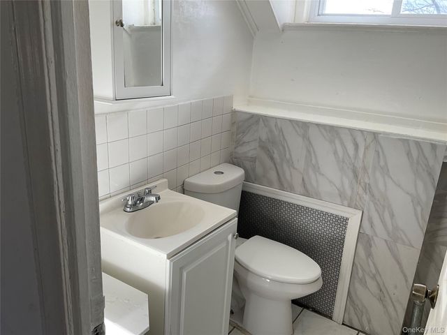 173-18 143rd Road, Jamaica, NY 11434