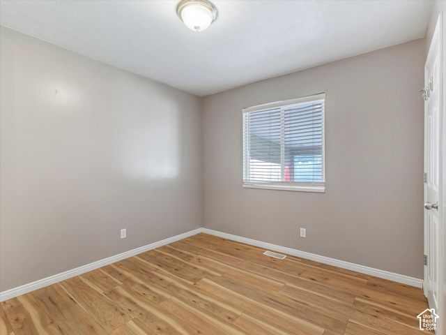 8354 S OAK GATE DR, West Jordan, UT 84081