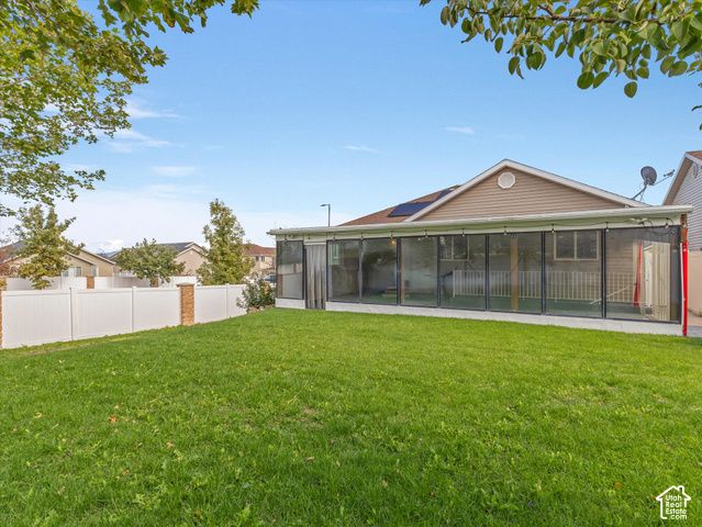 8354 S OAK GATE DR, West Jordan, UT 84081