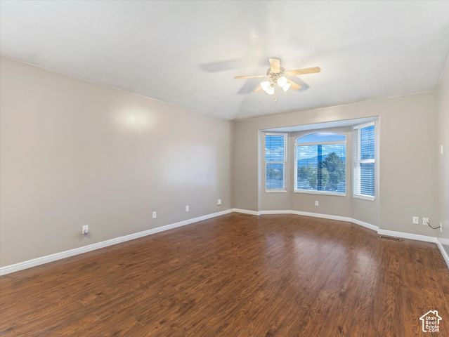 8354 S OAK GATE DR, West Jordan, UT 84081