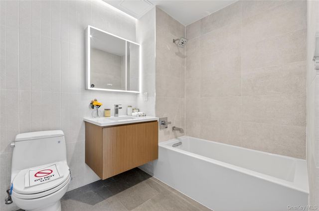 2286 Cropsey Avenue 15A, Brooklyn, NY 11214