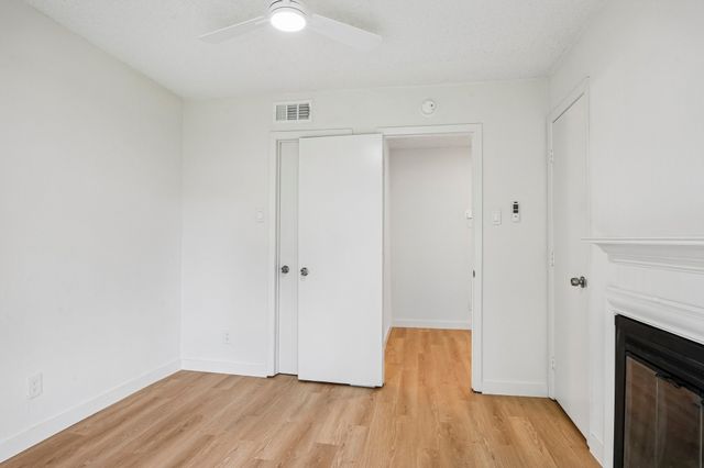 5300 Keller Springs Road 2055, Dallas, TX 75248