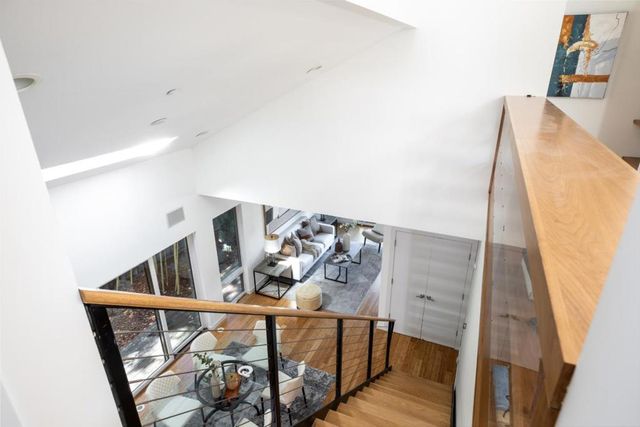 2161 Valparaiso Avenue, Menlo Park, CA 94025