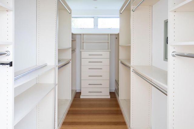 2161 Valparaiso Avenue, Menlo Park, CA 94025