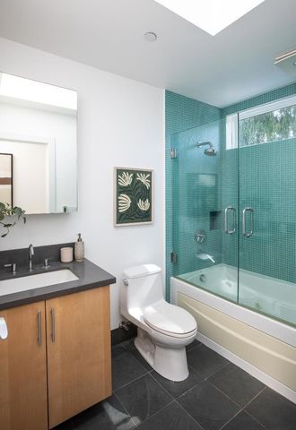 2161 Valparaiso Avenue, Menlo Park, CA 94025