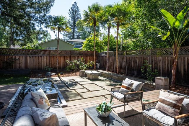 2161 Valparaiso Avenue, Menlo Park, CA 94025