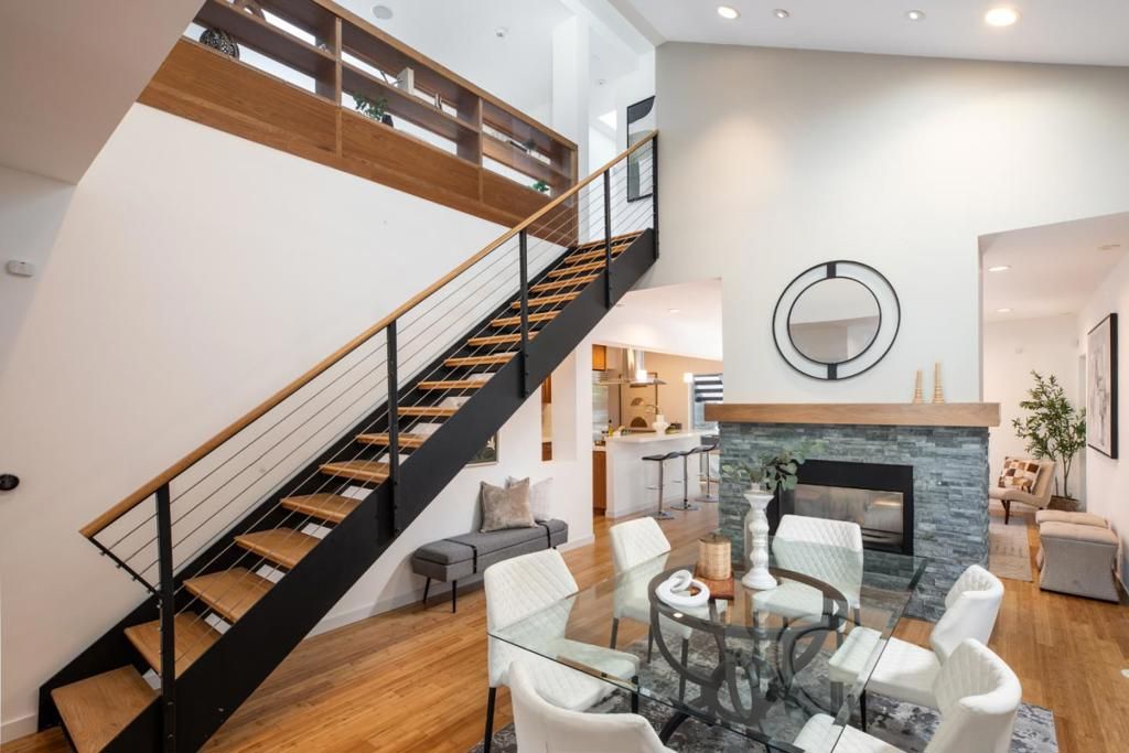 2161 Valparaiso Avenue, Menlo Park, CA 94025