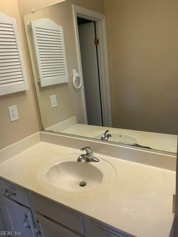 1433 Lake Huron DR, Virginia Beach, VA 23464