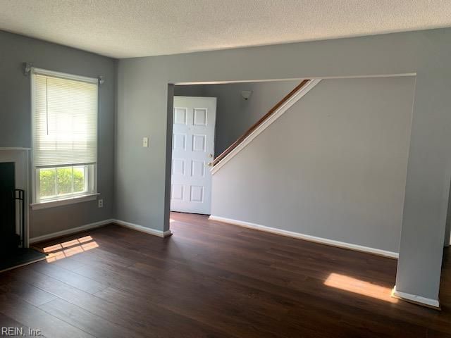 1433 Lake Huron DR, Virginia Beach, VA 23464