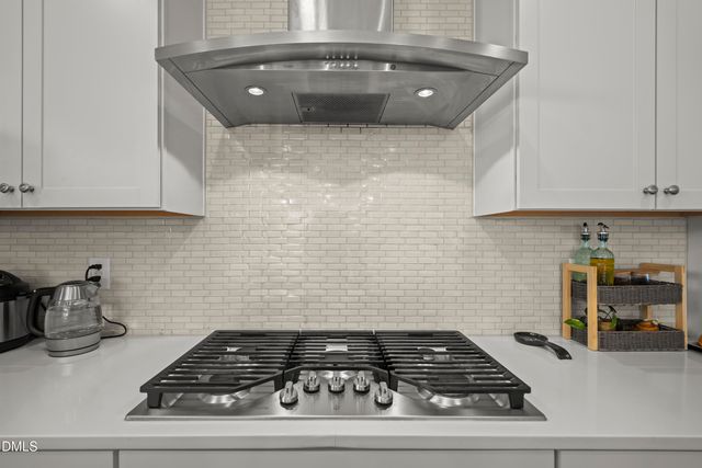 2542 Hutch Lane, Apex, NC 27523