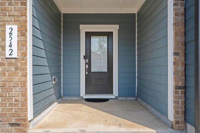 2542 Hutch Lane, Apex, NC 27523