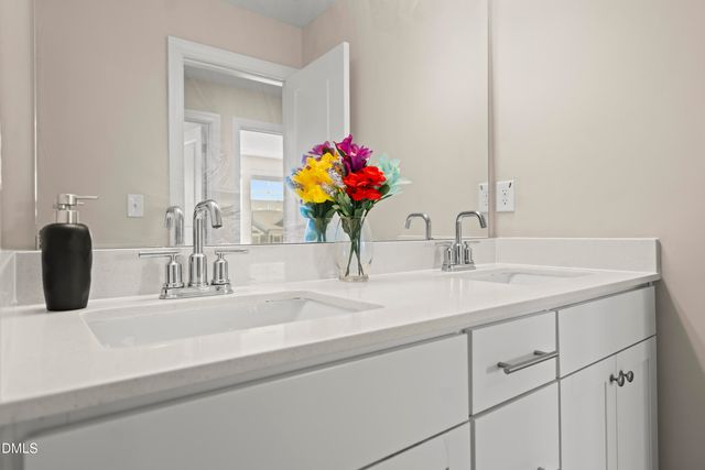 2542 Hutch Lane, Apex, NC 27523