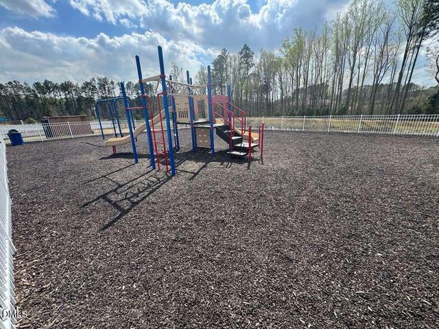 2542 Hutch Lane, Apex, NC 27523