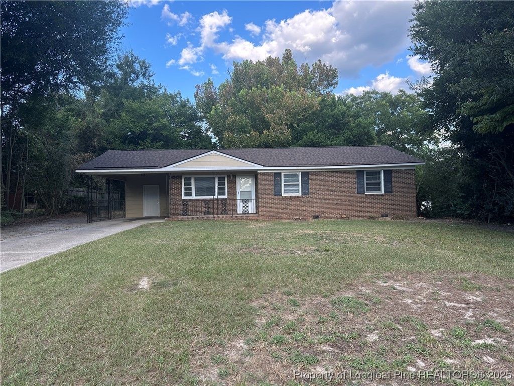 2609 Dumbarton Road, Fayetteville, NC 28306