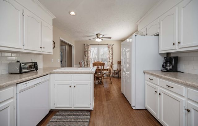 3220 Madison Ave, Murfreesboro, TN 37130