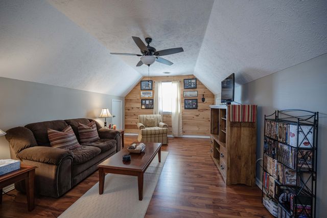 3220 Madison Ave, Murfreesboro, TN 37130