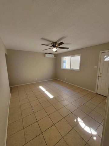 3909 Harrison Avenue 6, El Paso, TX 79930