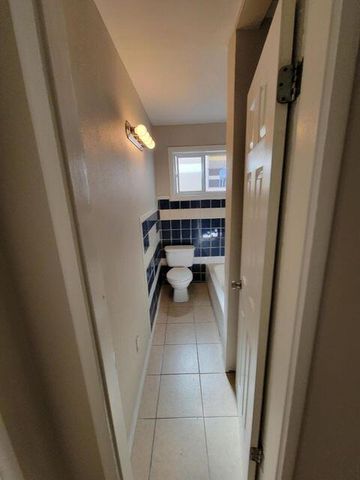 3909 Harrison Avenue 6, El Paso, TX 79930