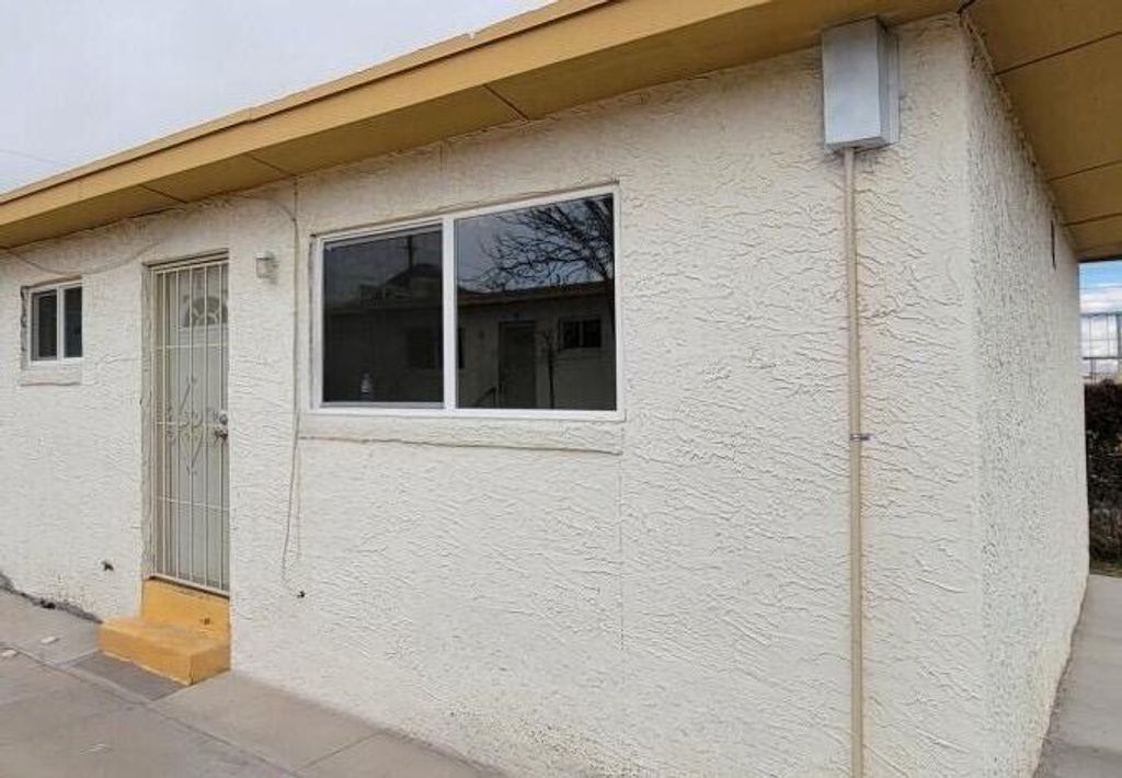 3909 Harrison Avenue 6, El Paso, TX 79930