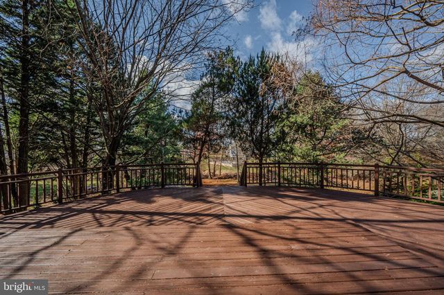 28 HARRIS CIR, Newark, DE 19711