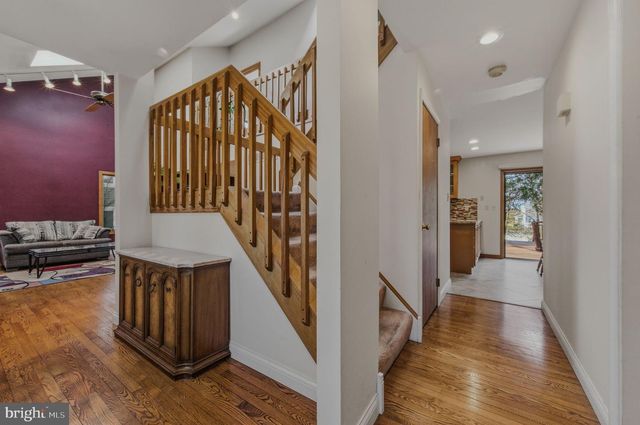 28 HARRIS CIR, Newark, DE 19711