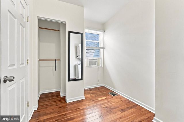 1526 S LAMBERT ST, Philadelphia, PA 19146