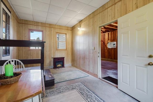 303 S Wisconsin Avenue, Rice Lake, WI 54868