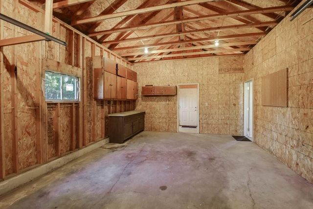 303 S Wisconsin Avenue, Rice Lake, WI 54868