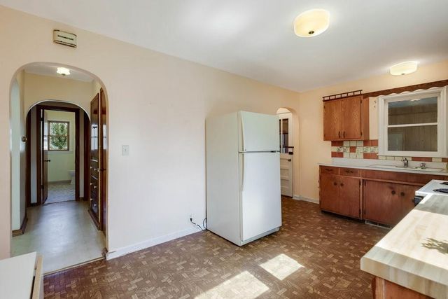 303 S Wisconsin Avenue, Rice Lake, WI 54868