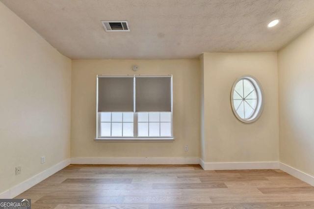 486 Berckman Drive NW, Lilburn, GA 30047