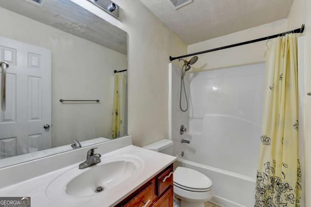 486 Berckman Drive NW, Lilburn, GA 30047