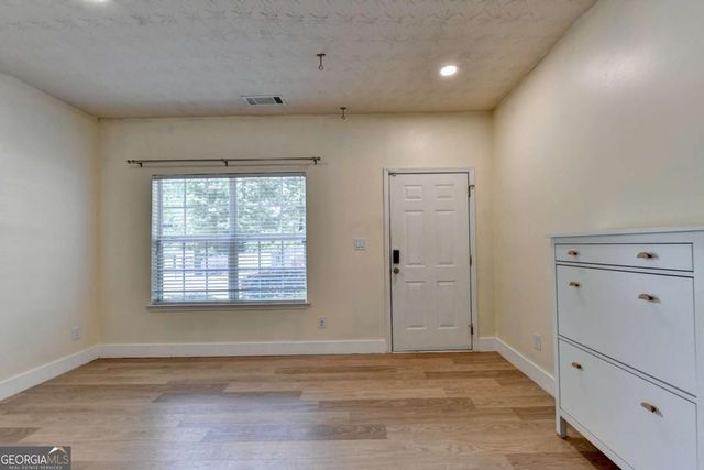 486 Berckman Drive NW, Lilburn, GA 30047