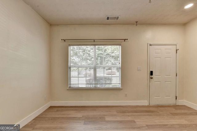 486 Berckman Drive NW, Lilburn, GA 30047
