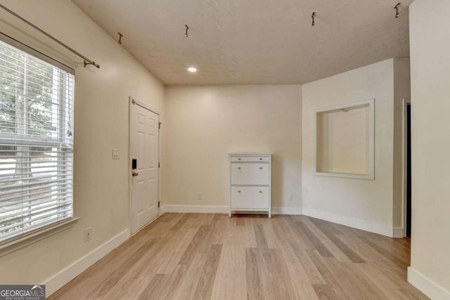 486 Berckman Drive NW, Lilburn, GA 30047